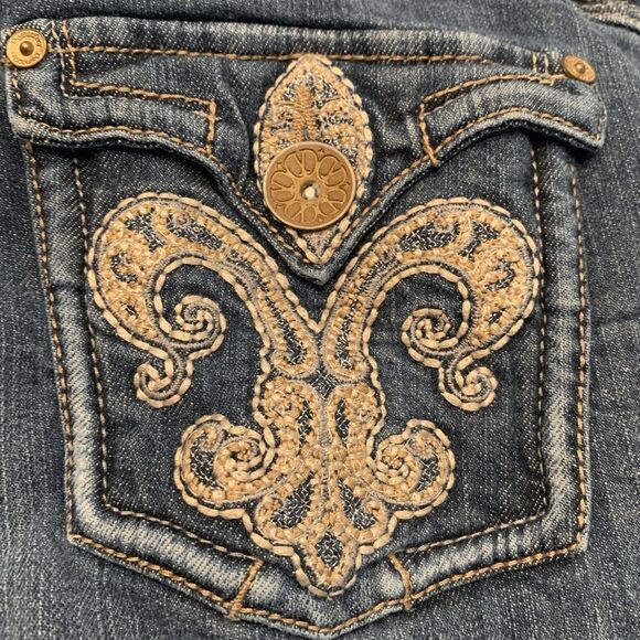 Democracy Women's Mid Rise Flap Pockets Bermuda Denim Shorts Dark Wash Size 12 - Picture 10 of 10